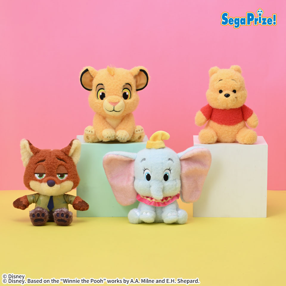 ディズニーキャラクター　ぬいぐるみ　ふわふわおすわりポーズ